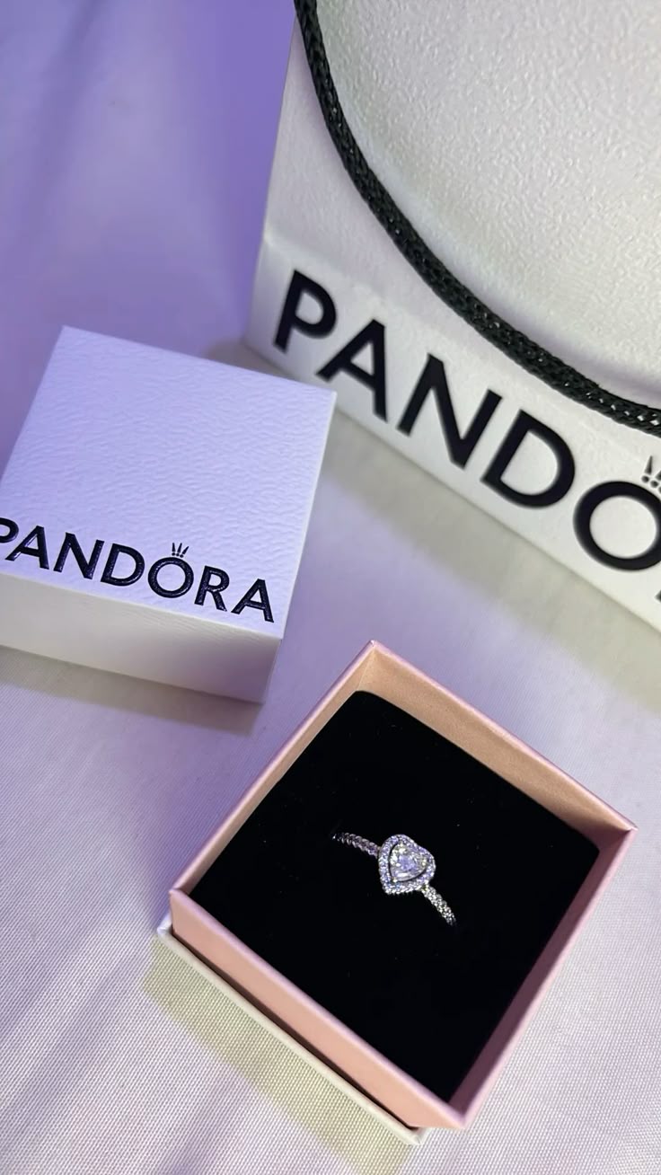 🎁 💖 Anillos Pandora Originales con Forma de Corazón – El Regalo que Habla desde el Corazón 💖