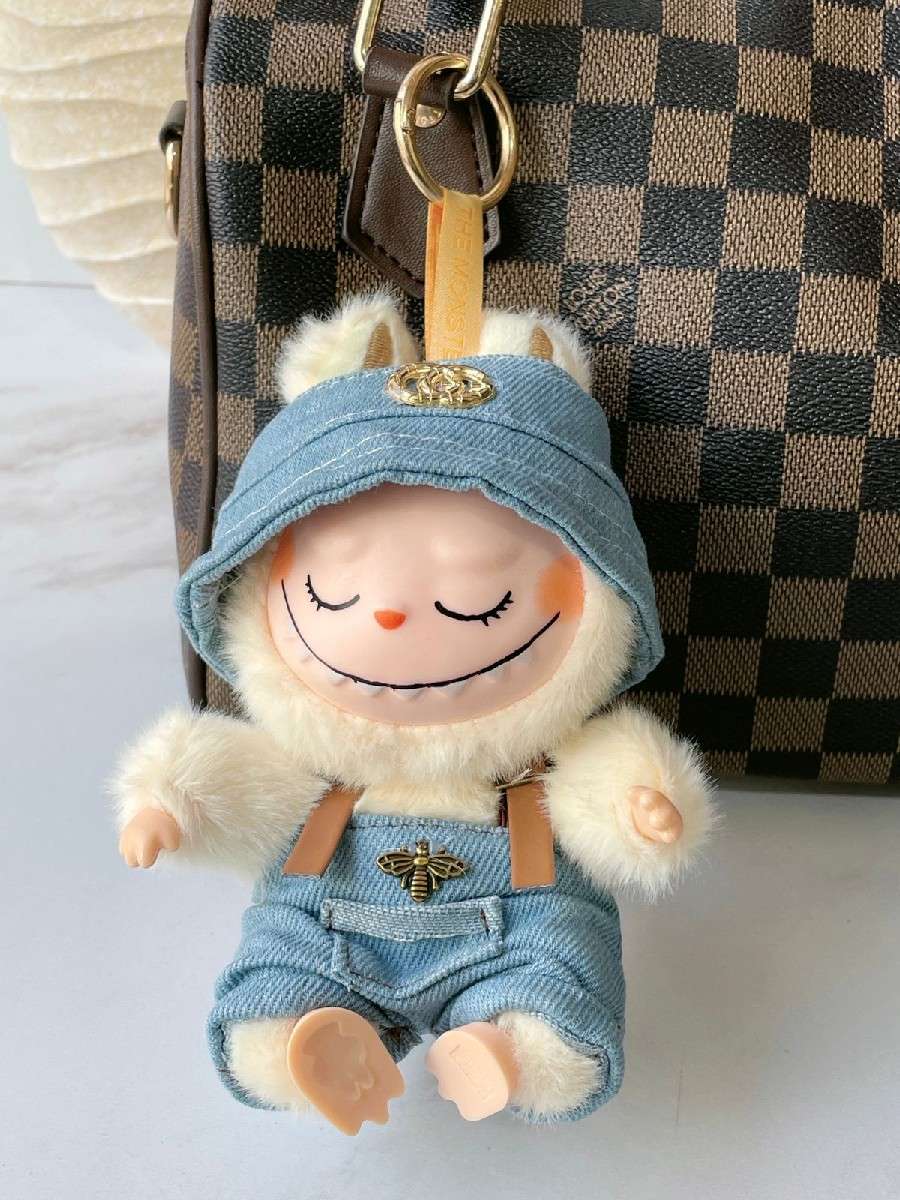 ✨ Labubus Glam Edition – Edición Vestida y Coleccionable 🐰